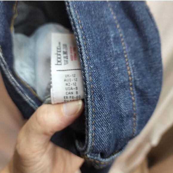 Boohoo High Rise Distressed Straight Leg Jeans Size 8 - Picture 9 of 11